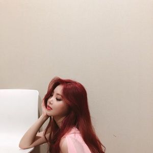 Meet your Posher, Isabel